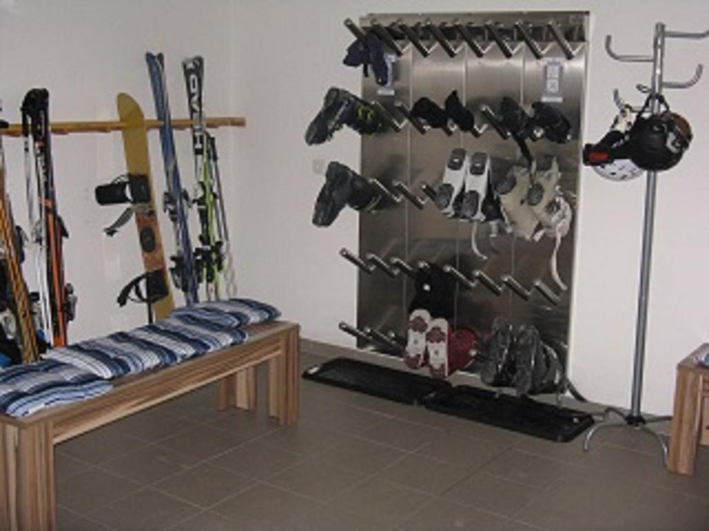 Gasthof Zur Einkehr Sankt Leonhard im Pitztal Esterno foto
