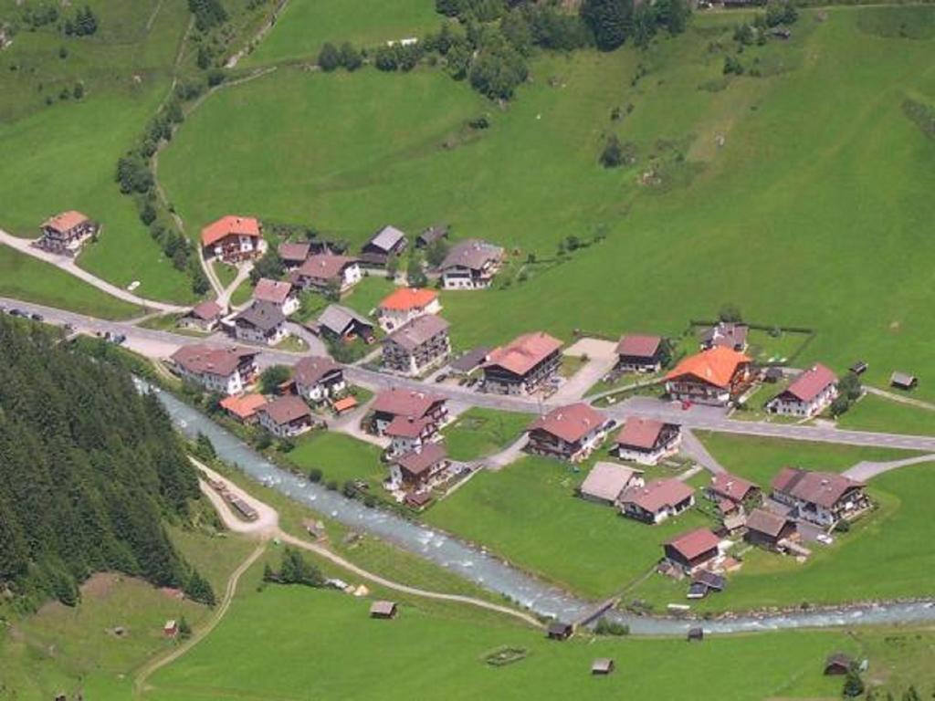 Gasthof Zur Einkehr Sankt Leonhard im Pitztal Esterno foto